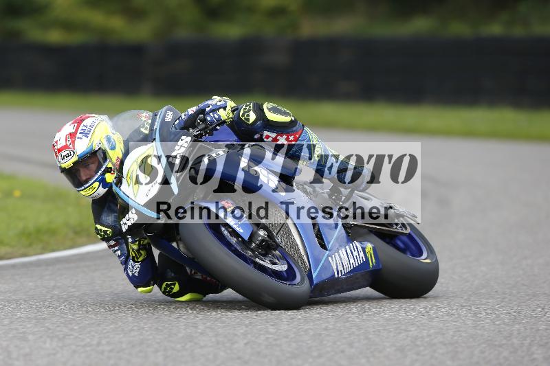 /53 16.09.2025 Track Day Domi Aegerter ADR/Gruppe rot/77